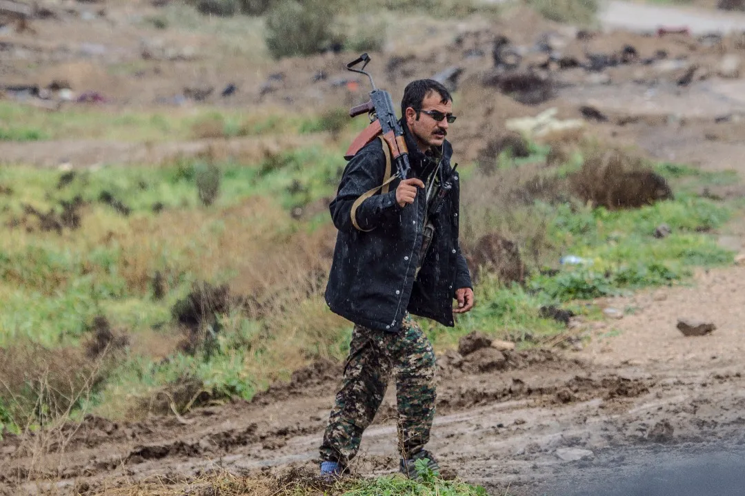 Strong clashes in al-Bagouz, SDF liberate civilians