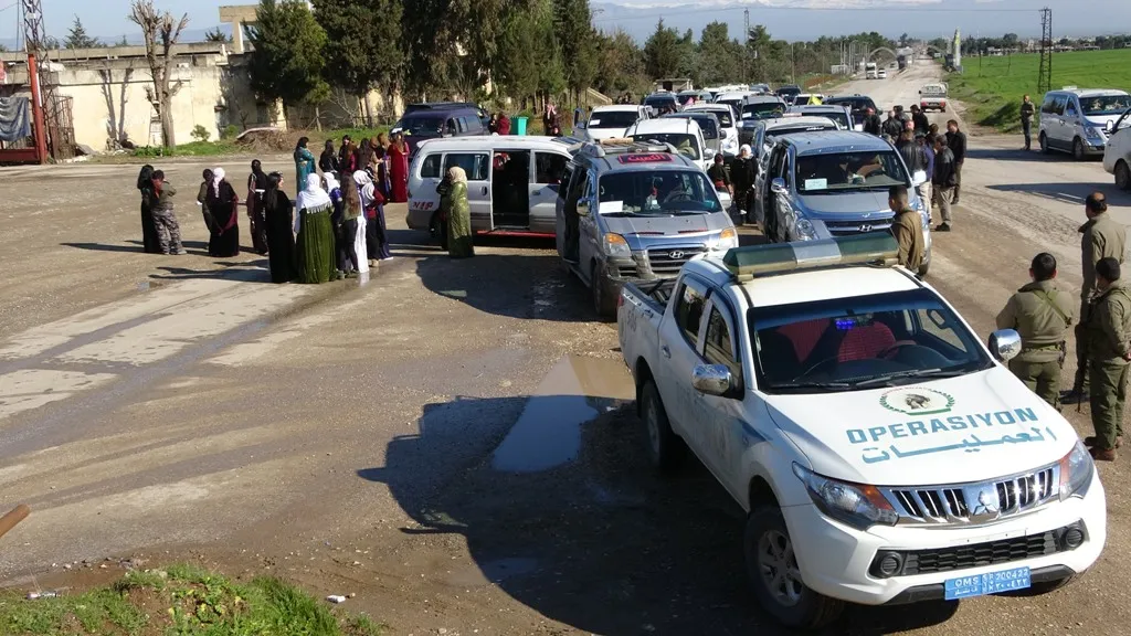 Women of N, E of Syria  Syria are heading towards celebration squares