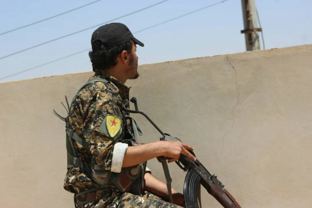 Violent clashes in al-Baguz, SDF besieges IS