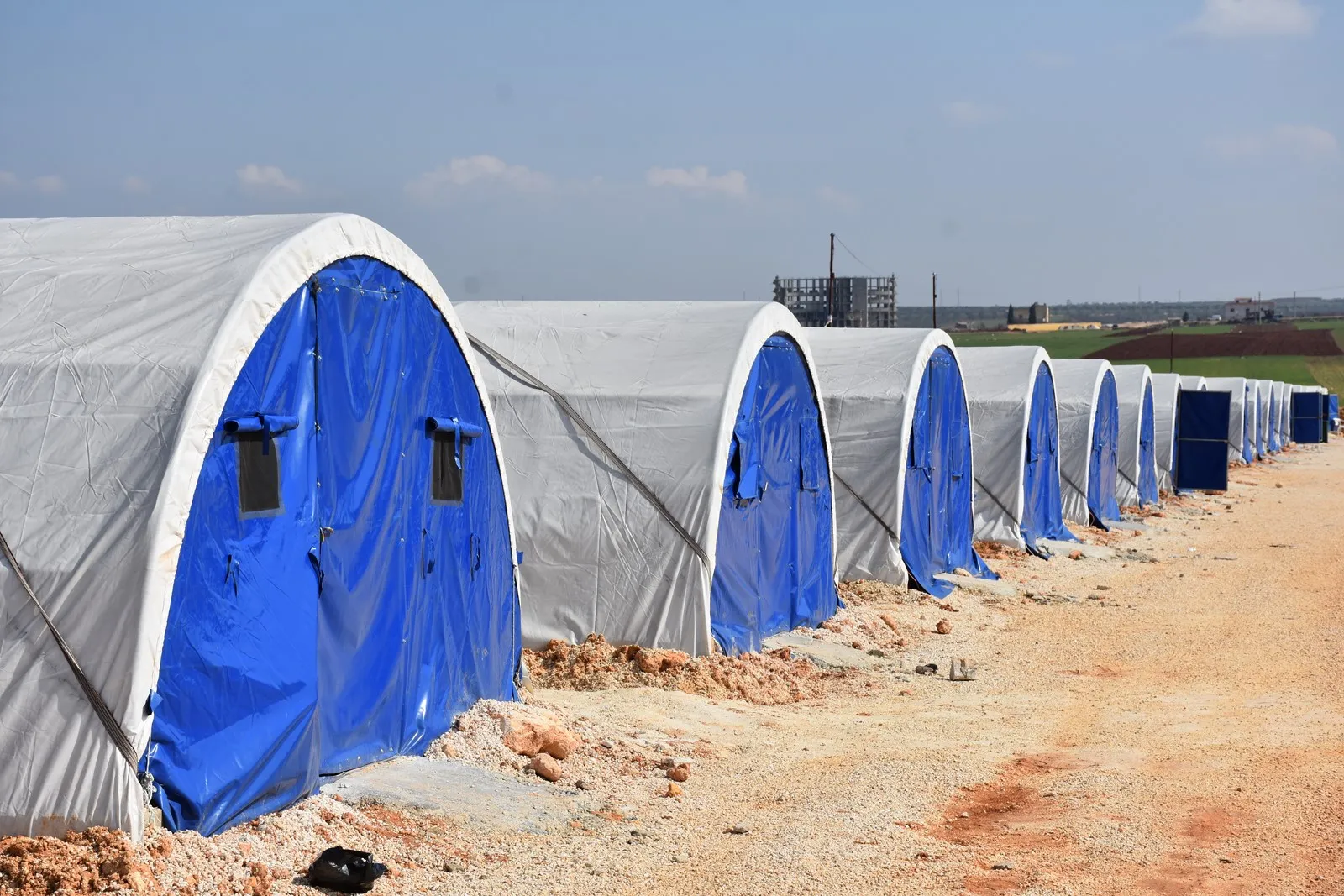 2 tents, poor possibilities to teach al-Awda camp's children