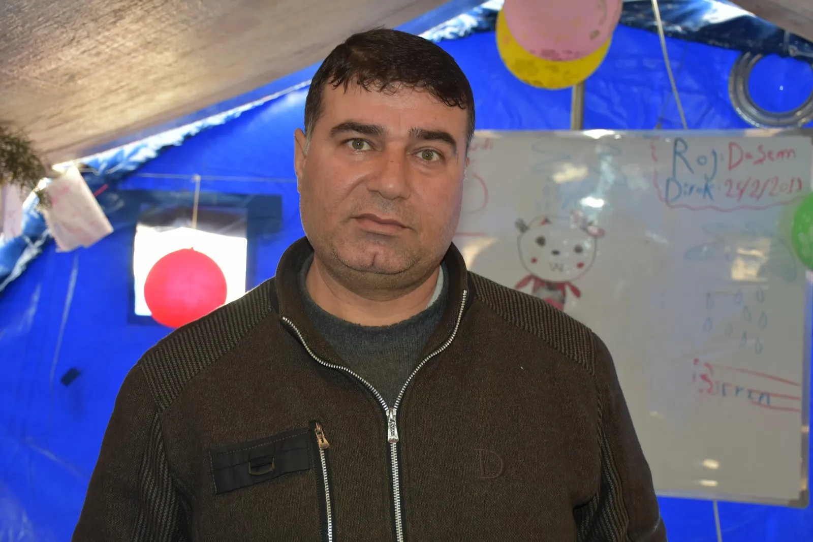 2 tents, poor possibilities to teach al-Awda camp's children
