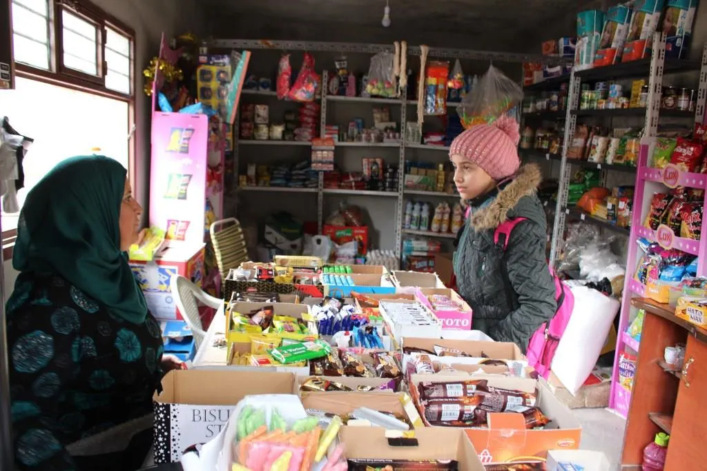 Project reinforces cooperative spirit among women