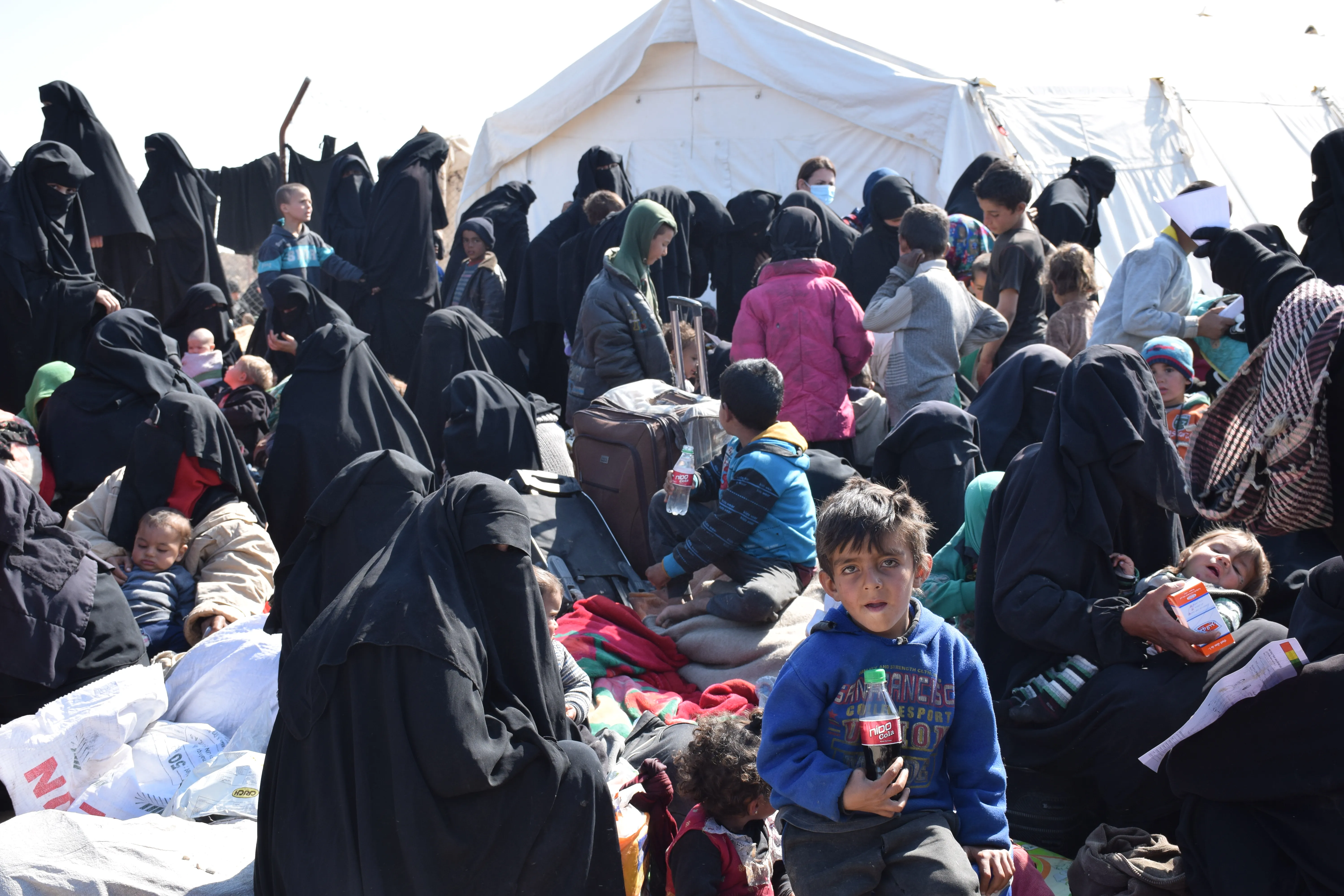 IS' women between supporters, opponents wondering about their fate   