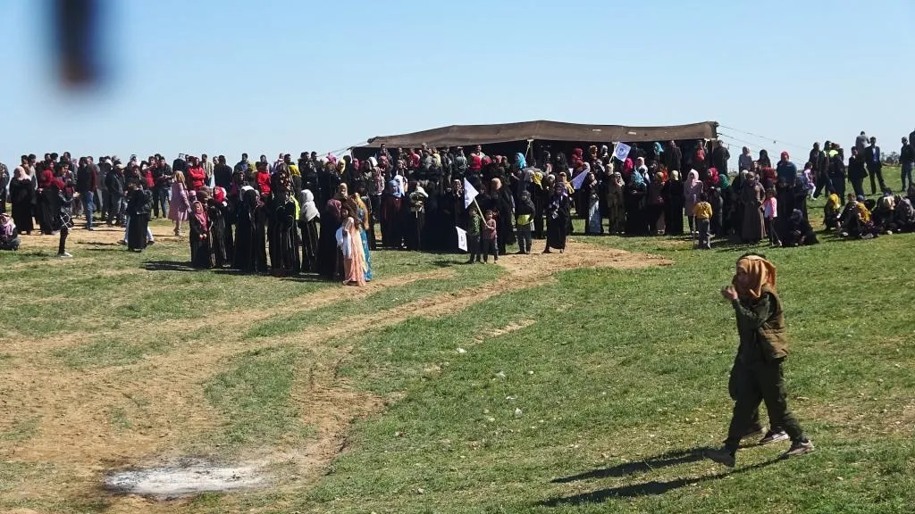 Women of N, E of Syria  Syria are heading towards celebration squares