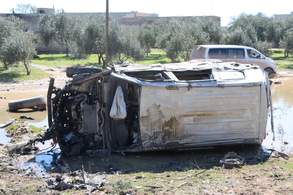 Manbaj explosion... Suicide bomber targeted al-Mashiya market highway - UPDATED
