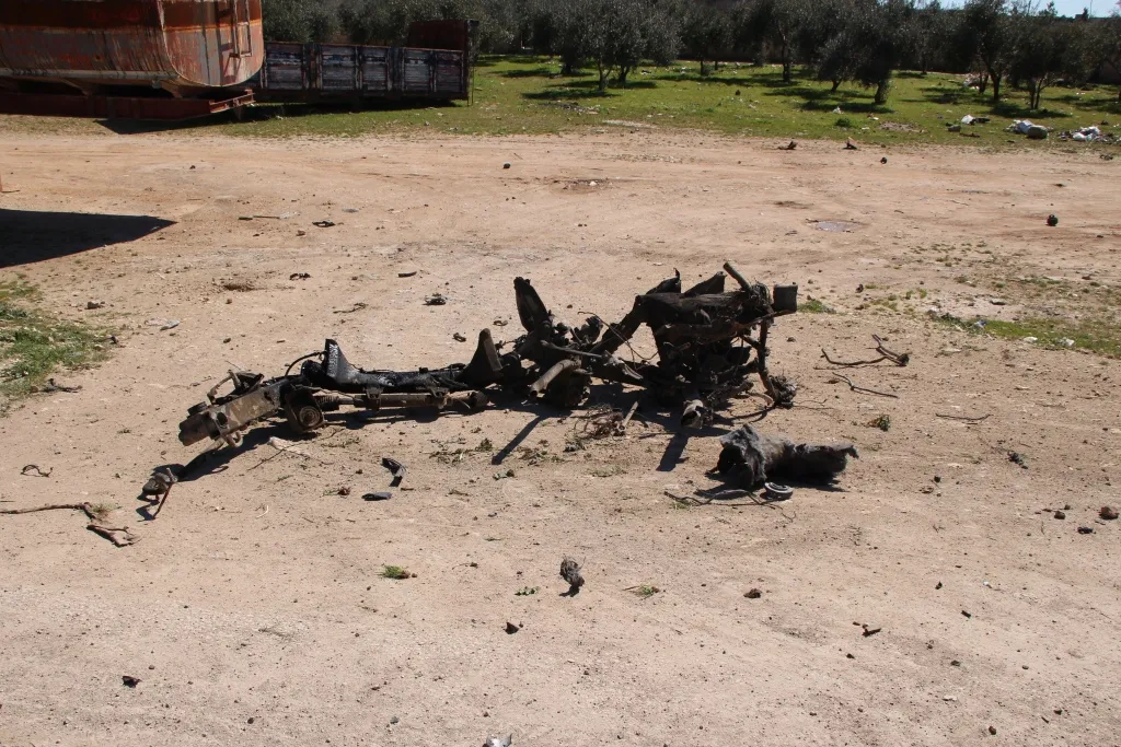 Manbaj explosion... Suicide bomber targeted al-Mashiya market highway - UPDATED