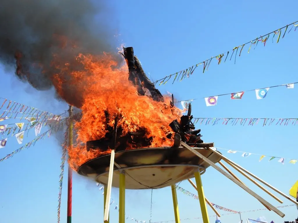 Al-Raqqa ignited Newroz troch after years of absence