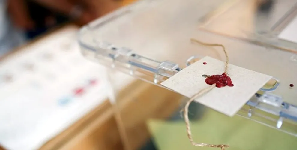 Turkish local elections in 32 cities ended, vote counting started 