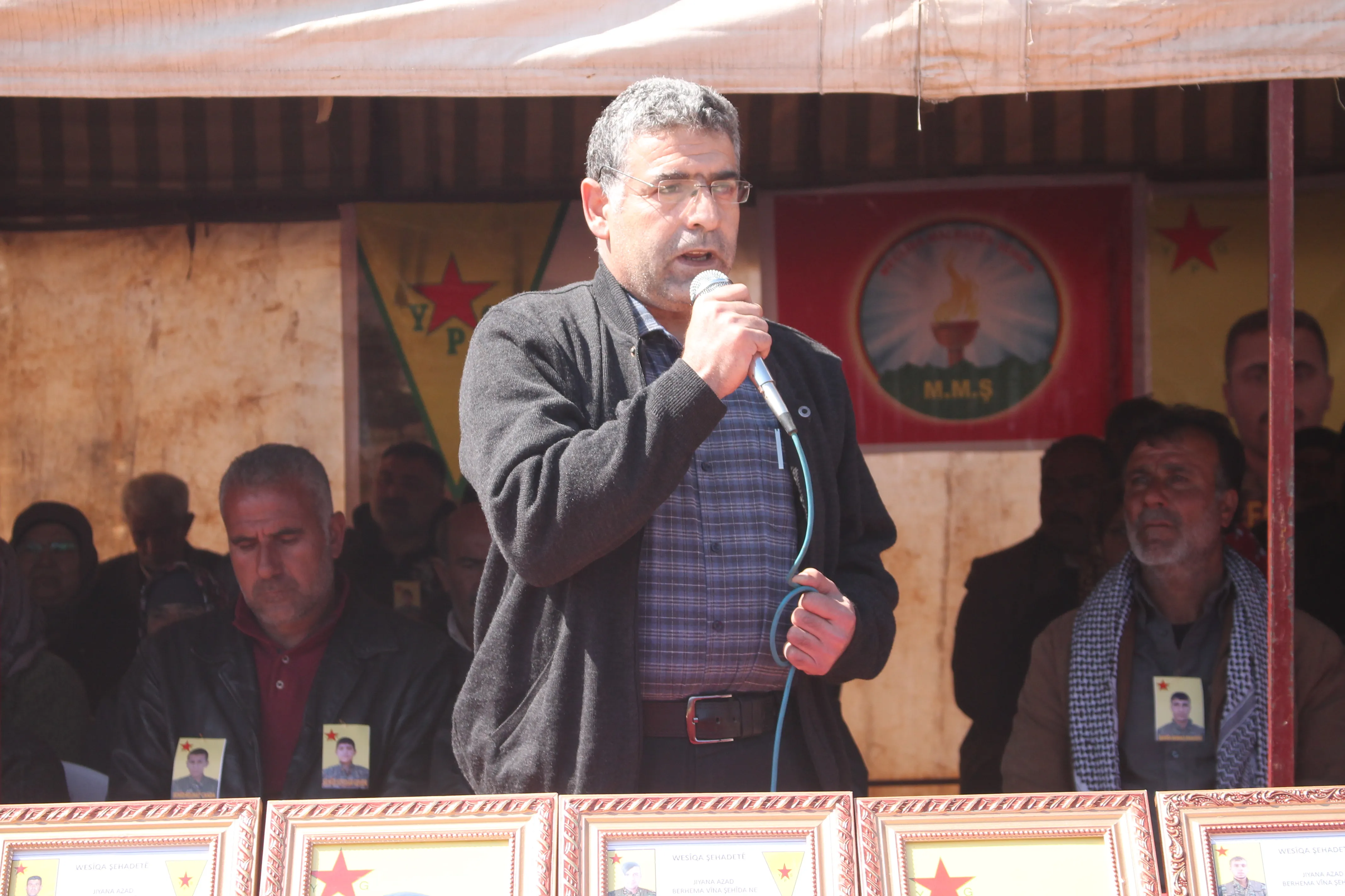 People of Afrin region expressed condolences to families of Resistance of Age's martyrs.