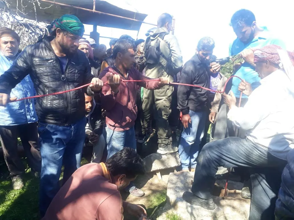 A child fell in a well, continuous attempts to pull out