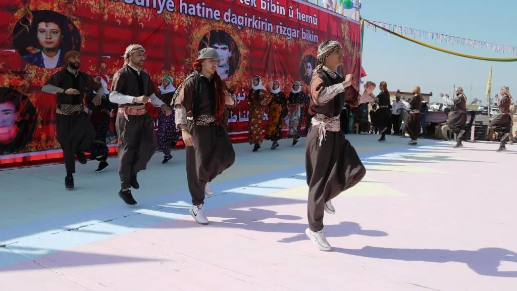 Newroz al-Raqqa activities conclude with traditional shows, popular songs