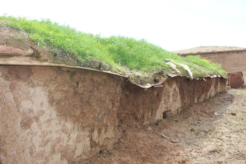 Flood waters encircled 4 villages in Tel Hamis