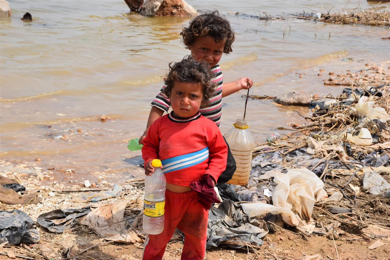 Al-Arishah refugees fear to spread diseases among children