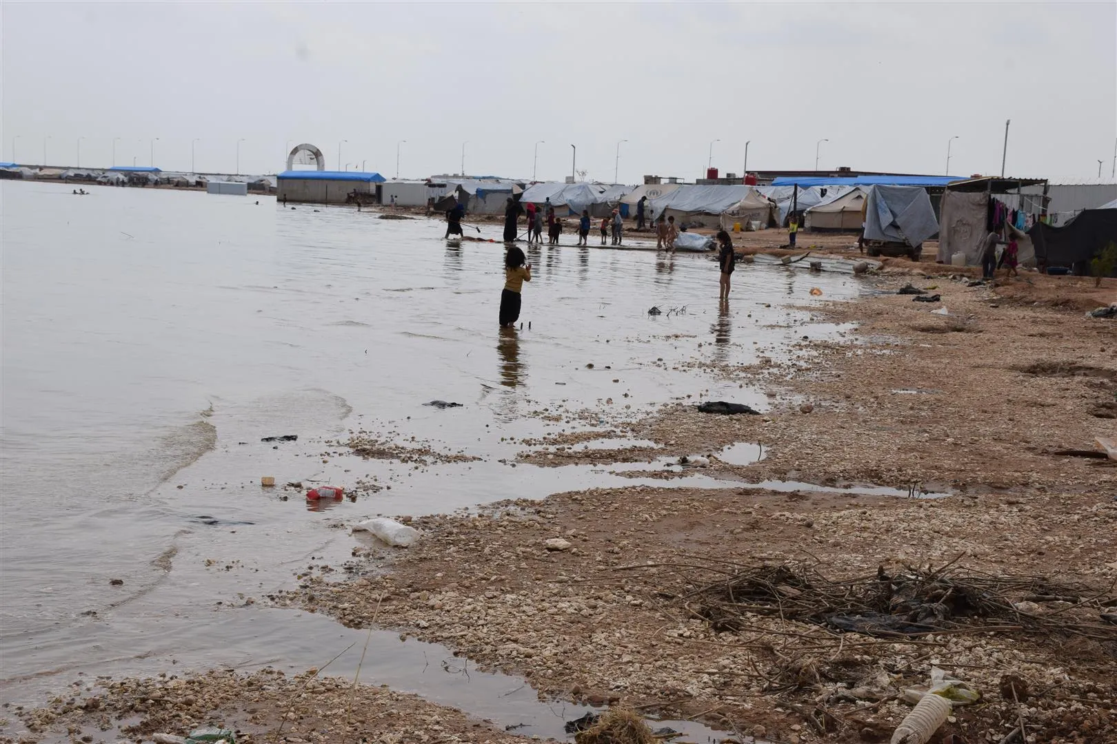 Al-Arishah refugees fear to spread diseases among children