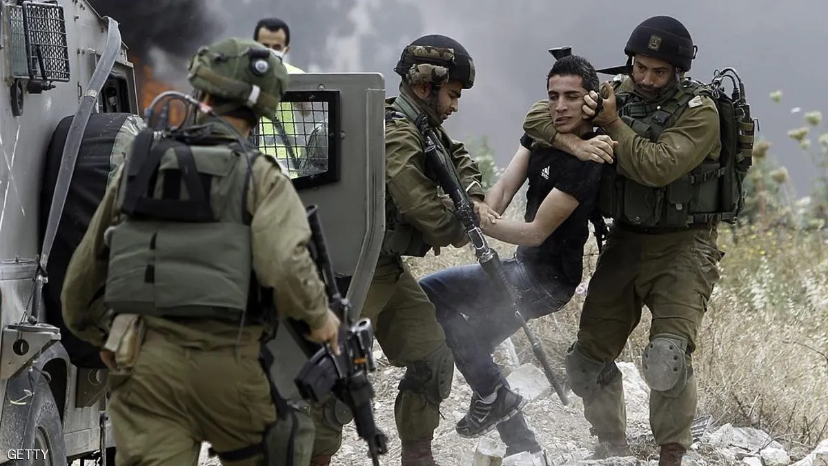 Israeli army arrested 6 Palestinians in West Bank, attacked fishermen, farmers in Gaza