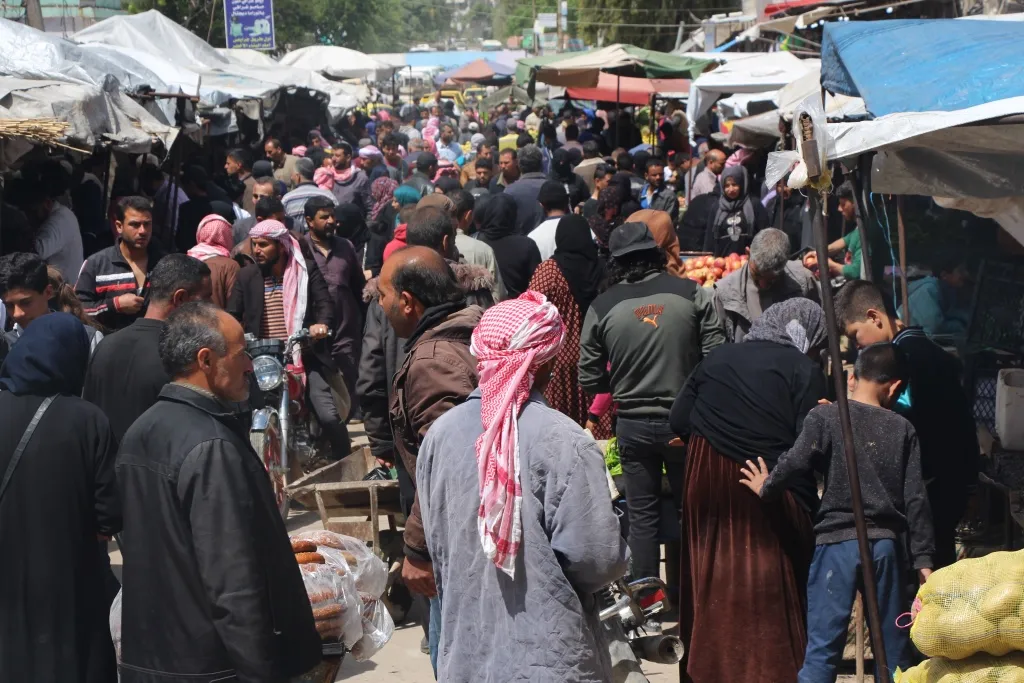  Intensive movement in Manbij markets