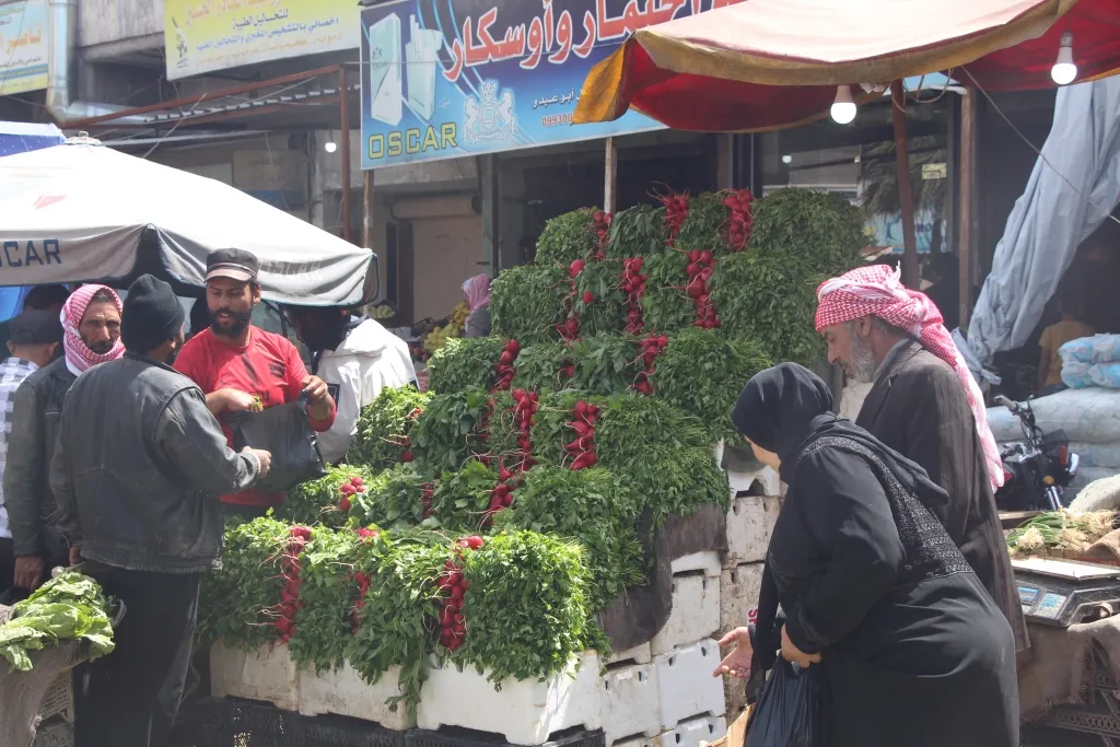  Intensive movement in Manbij markets