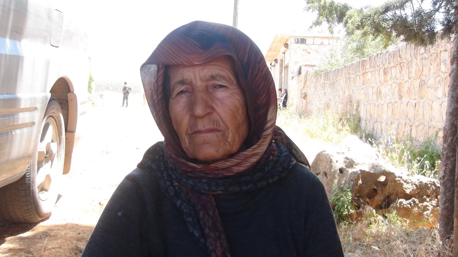 In a new step against Afrin people... occupation intensifies burning of crops