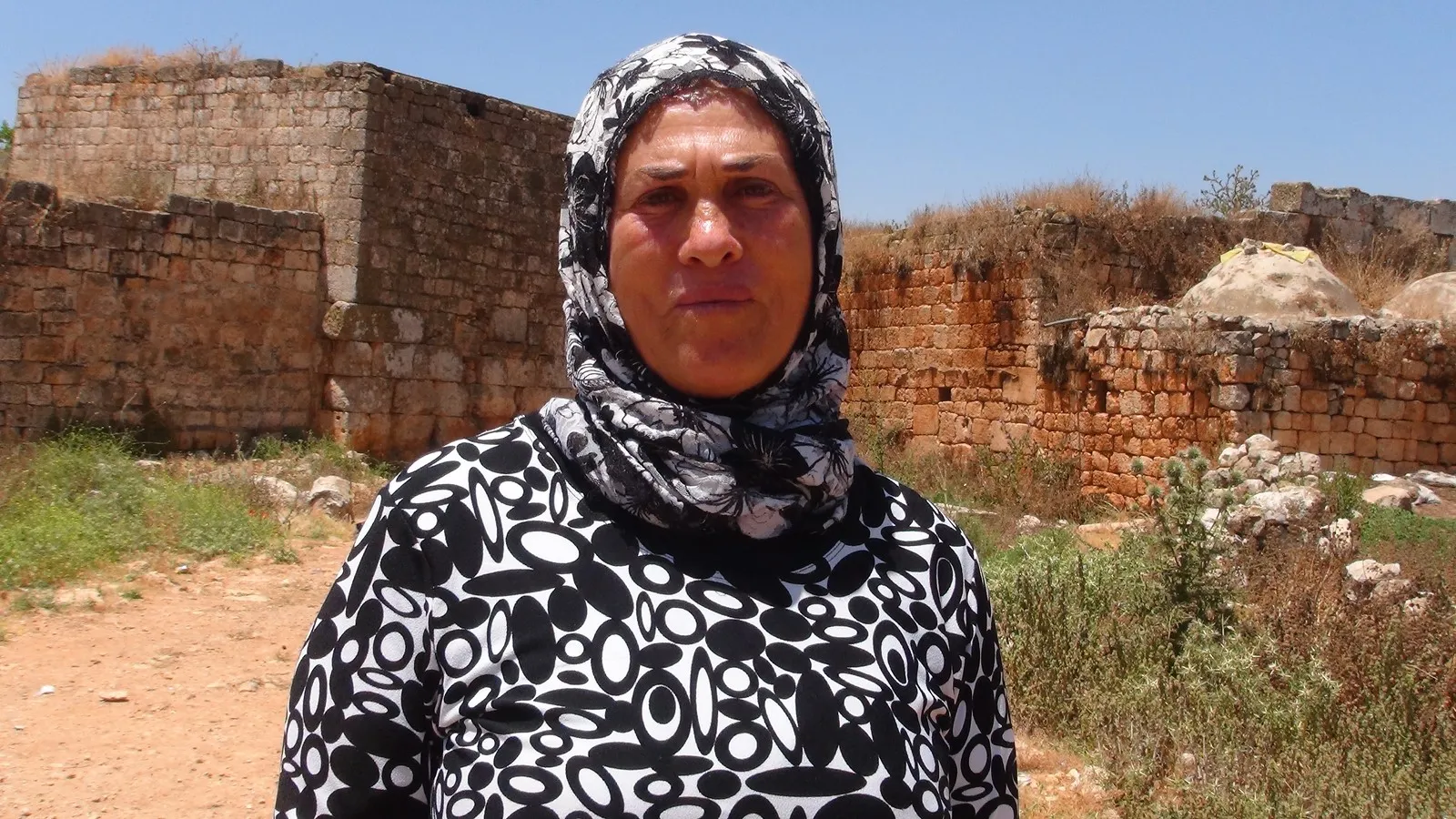 In a new step against Afrin people... occupation intensifies burning of crops
