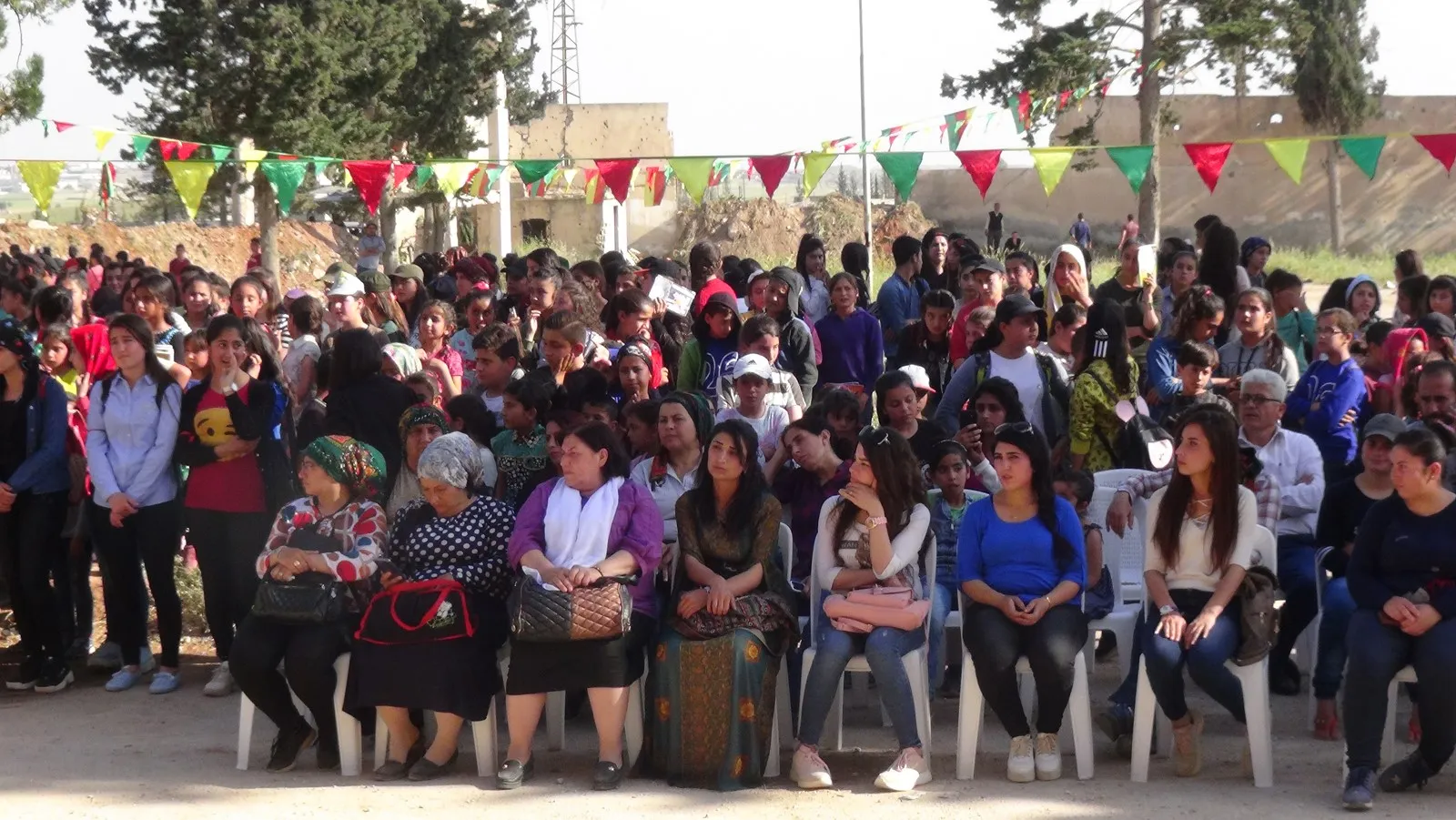 Students of Afrin Region celebrate Kurdish Language Day