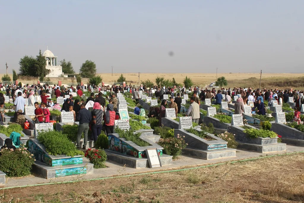 Al-Jazeera people performed the Eid rituals