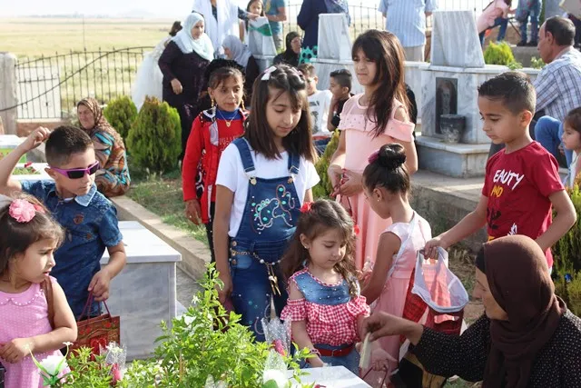 Al-Jazeera people performed the Eid rituals