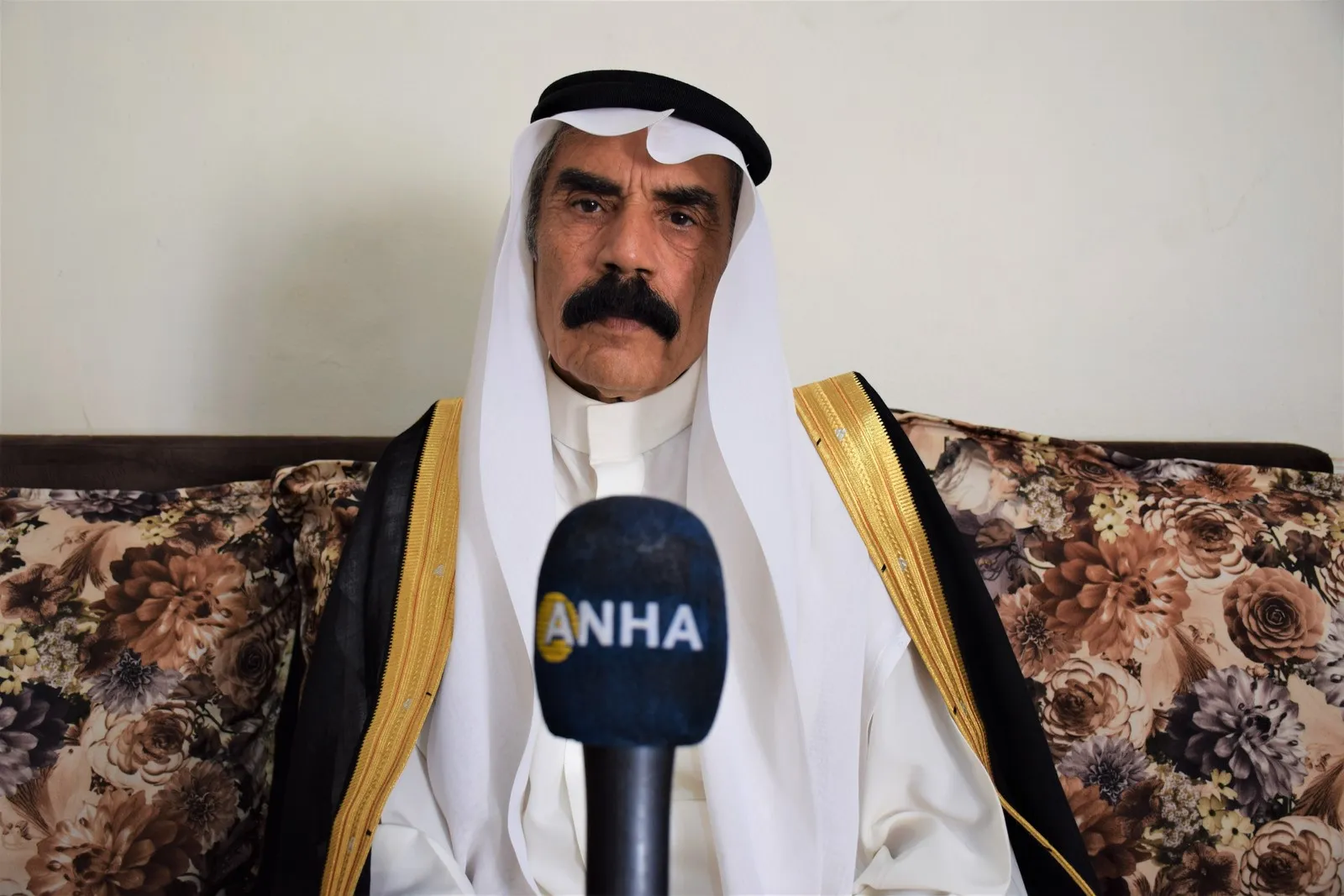 Sheikh of clan: this is wall of injustice; the regime must take position