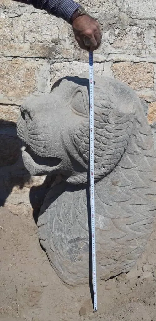 Did there remain monuments in Afrin that were not stolen by Turkey?
