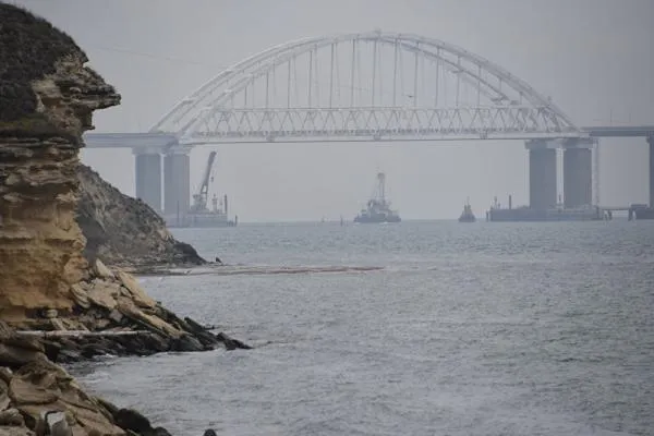 Ukraine is holding a Russian oil tanker