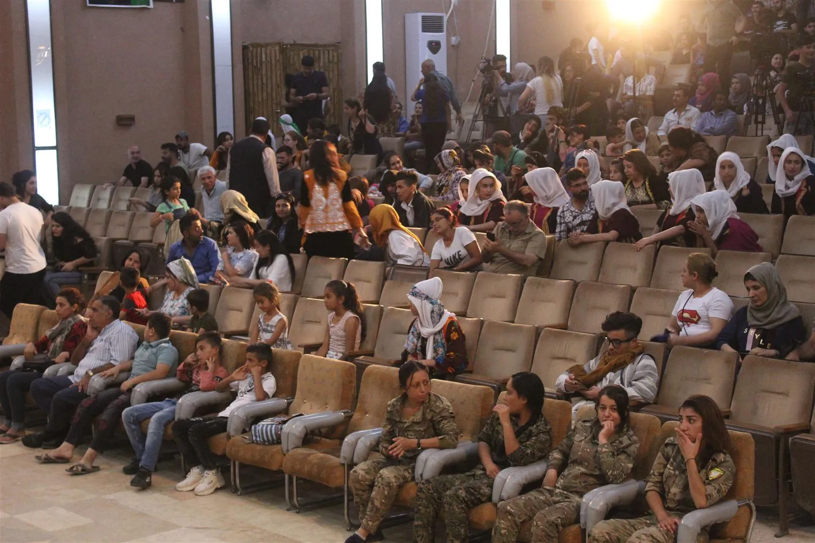 13 folklore ensembles participated in fourth festival of Debka