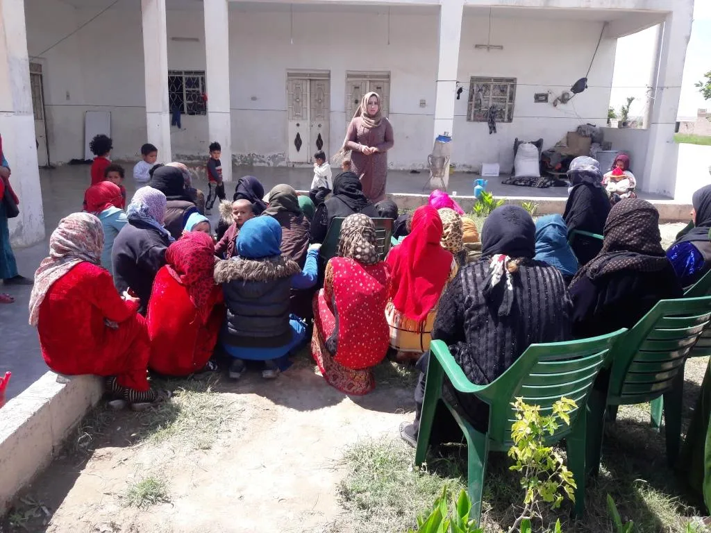 Women in Deir ez-Zor begin organizing themselves within communes