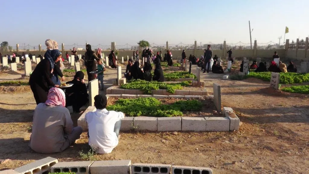 People of N, E Syria visit martyrs' shrines, appreciation their sacrifices 