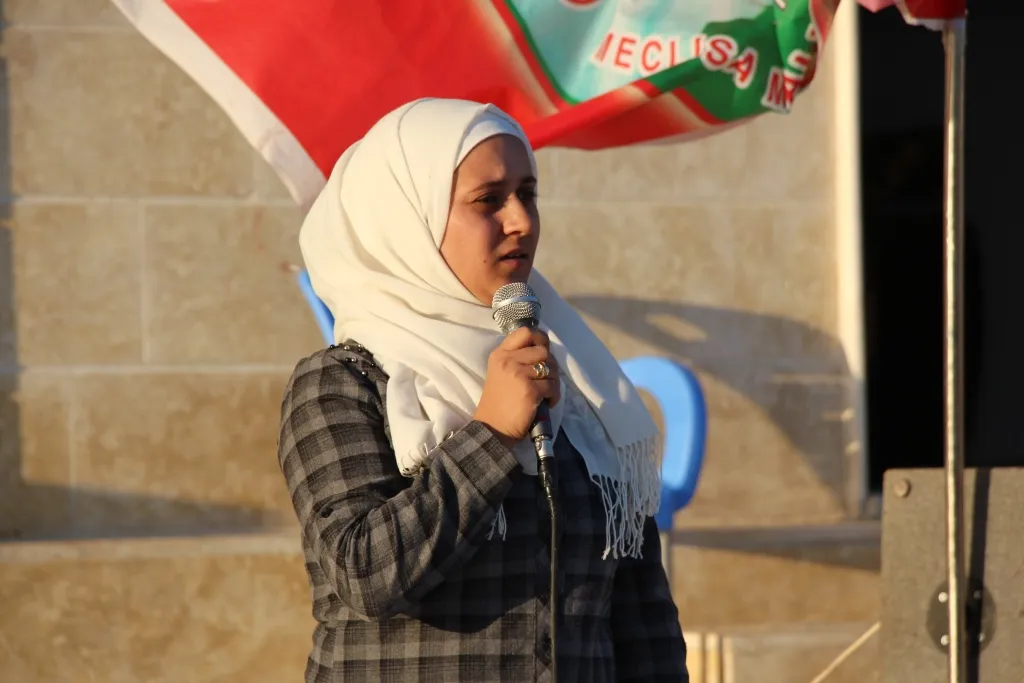 People of N, E Syria visit martyrs' shrines, appreciation their sacrifices 