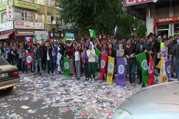 EU describes seizure of municipalities in Bakur as repressive