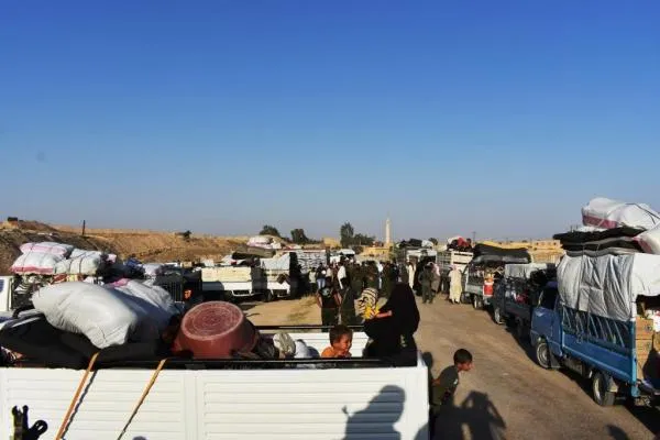 New batch from Deir ez-Zor families return home from Hol Camp