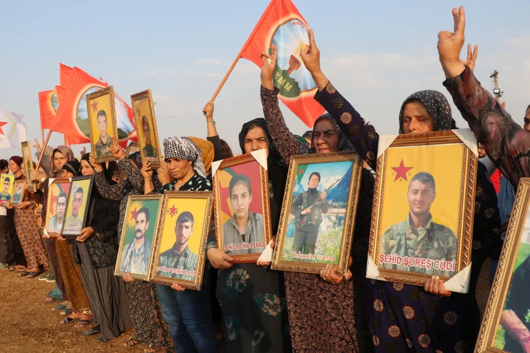 Martyrs' families: We reject occupation, we will stay on path of our martyrs