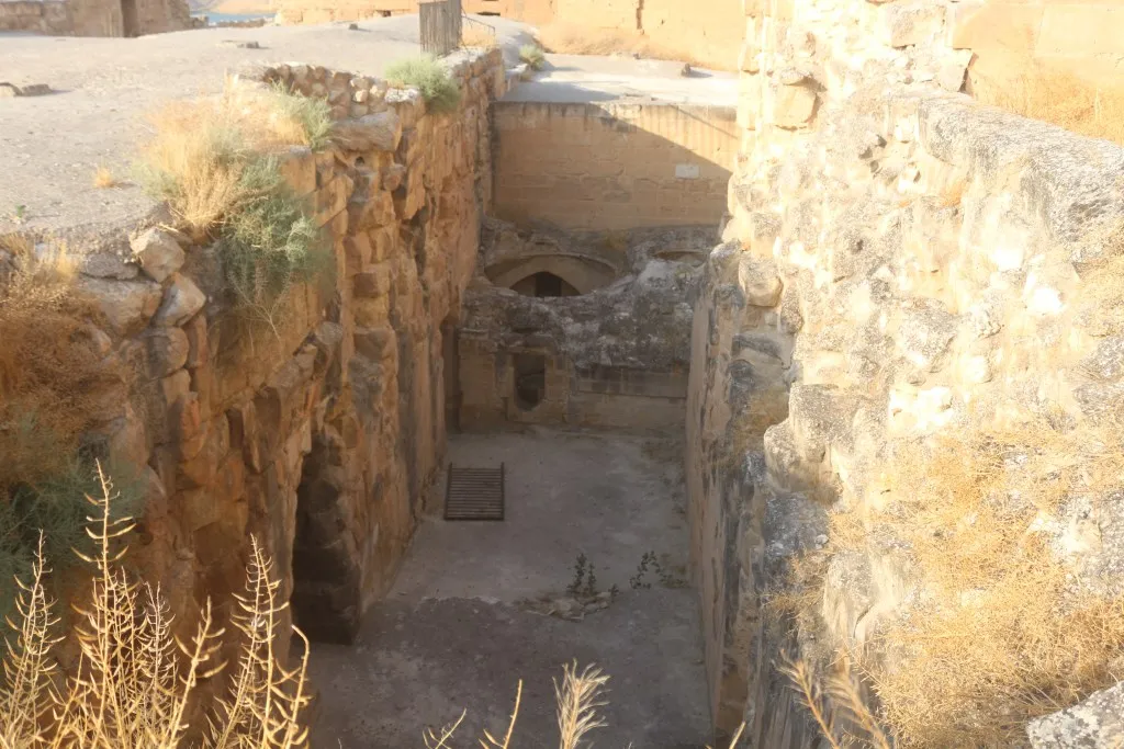 Discover the antiquities of Manbij's Hierapolis city…