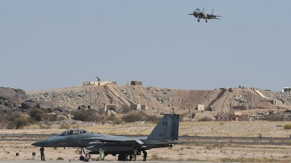 Large losses to the Houthis in Arab Coalition raids in Jawf