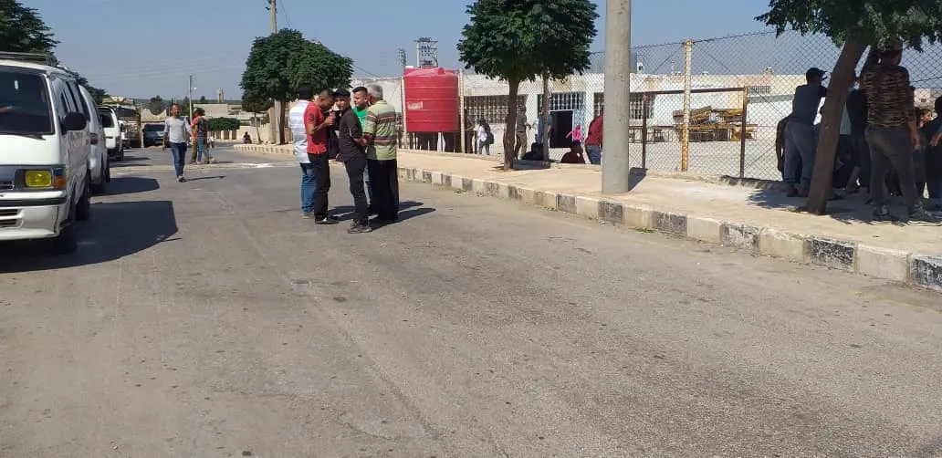 Syrian regime's forces prevent opening schools that teach Kurdish language in Sherawa
