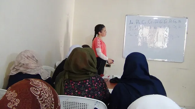 Kongra Star started new campaign to teach Kurdish language in Damascus