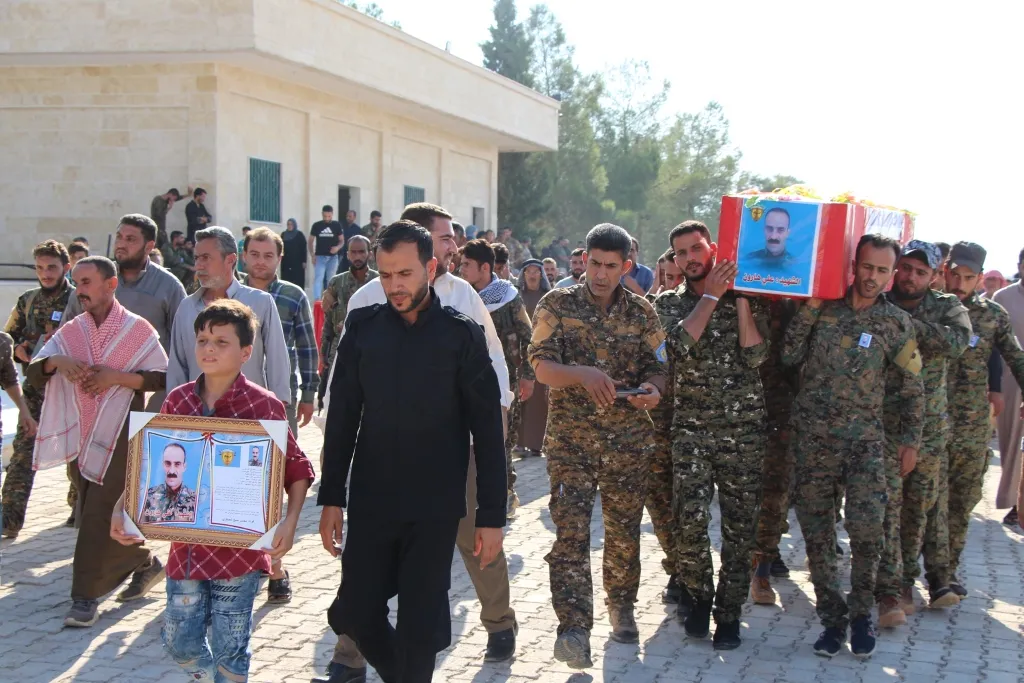 Manbij people bid farewell martyr Ali Haron's corpse