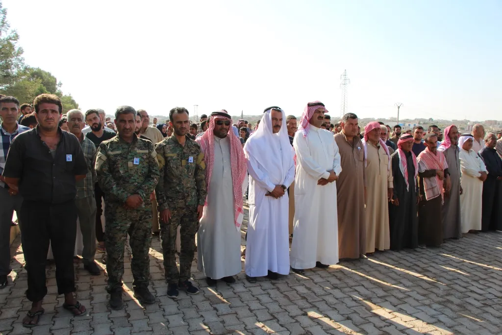 Manbij people bid farewell martyr Ali Haron's corpse