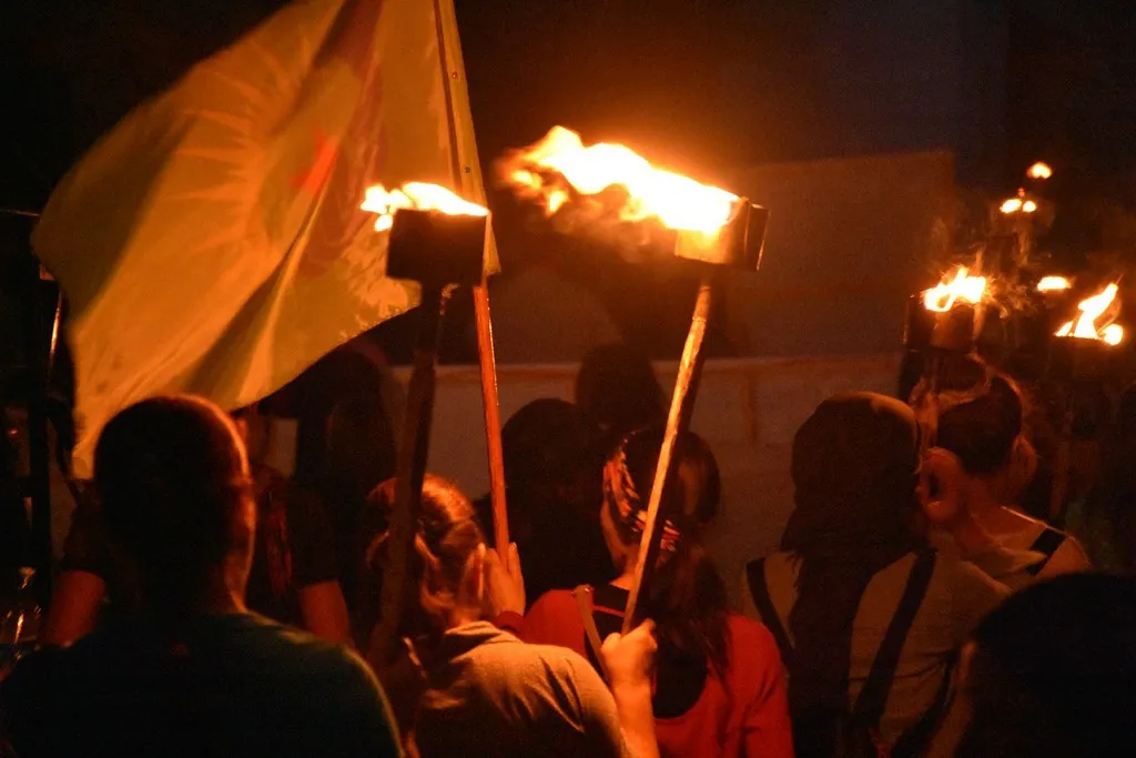Torch march in Aleppo