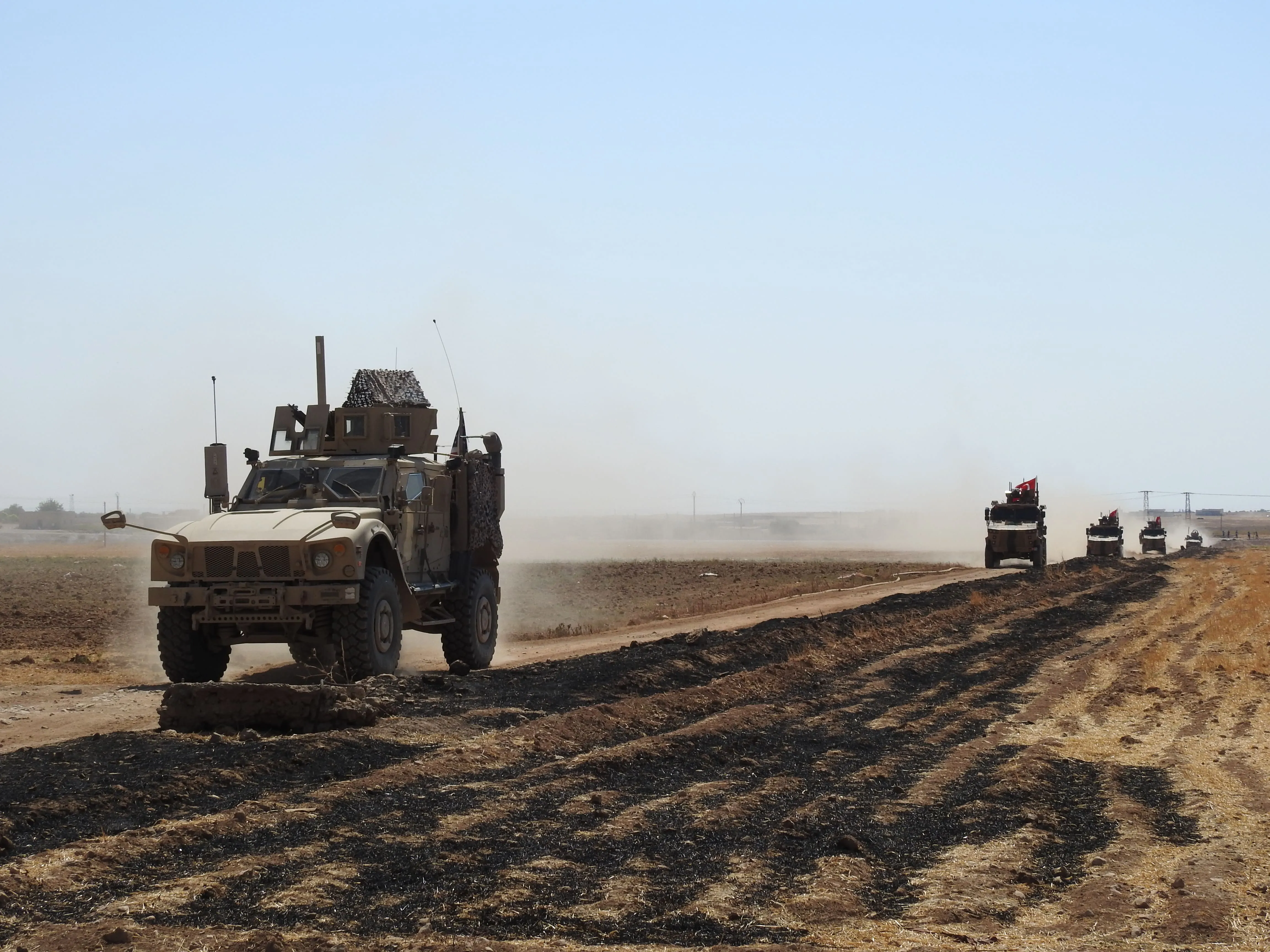 Joint patrol east of Gire Spi