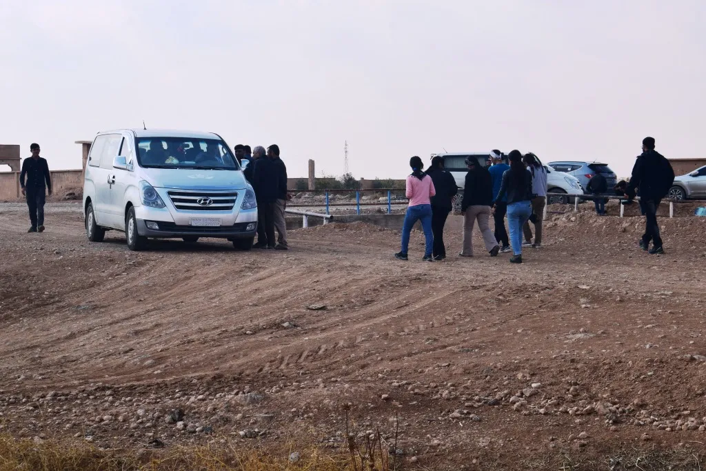 Preparation for opening a camp for Girê Spî displaced