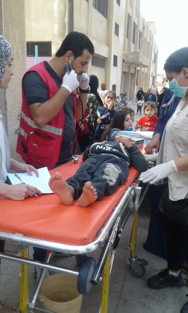 Despite lack of capabilities Kurdish red crescent provides its service to refugees