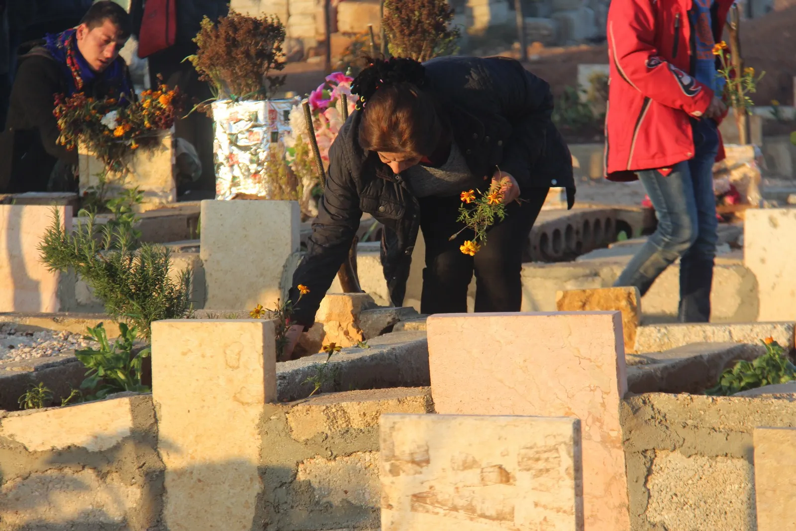 Afrin Yazidis visit the shrines of the martyrs on their feast morning