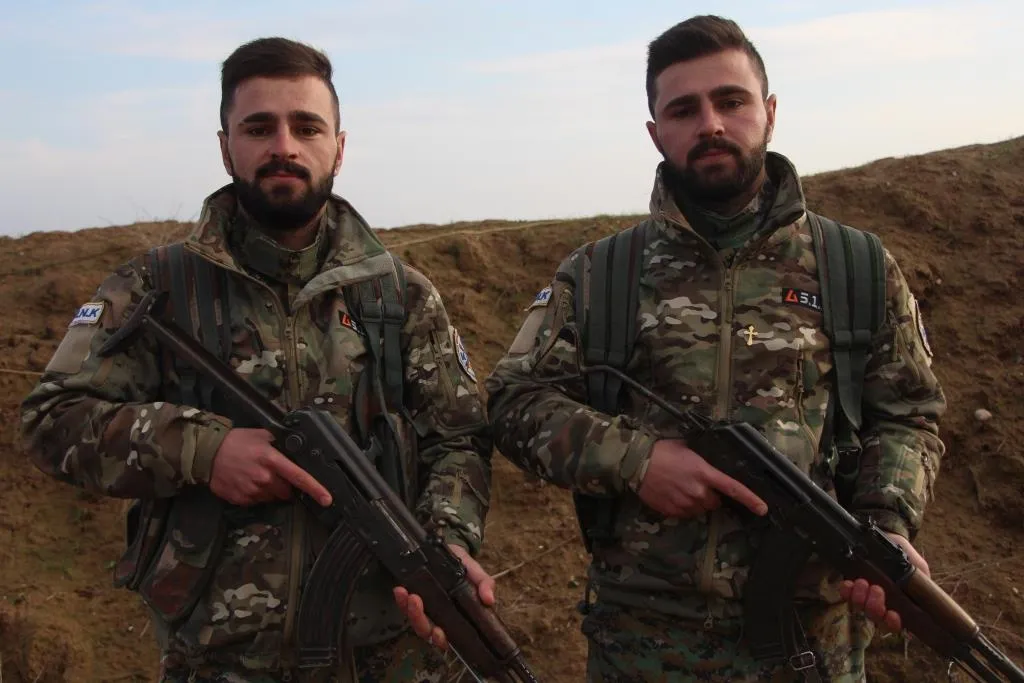 Twin Assyrian fighters resist in avenge of Ottoman massacres