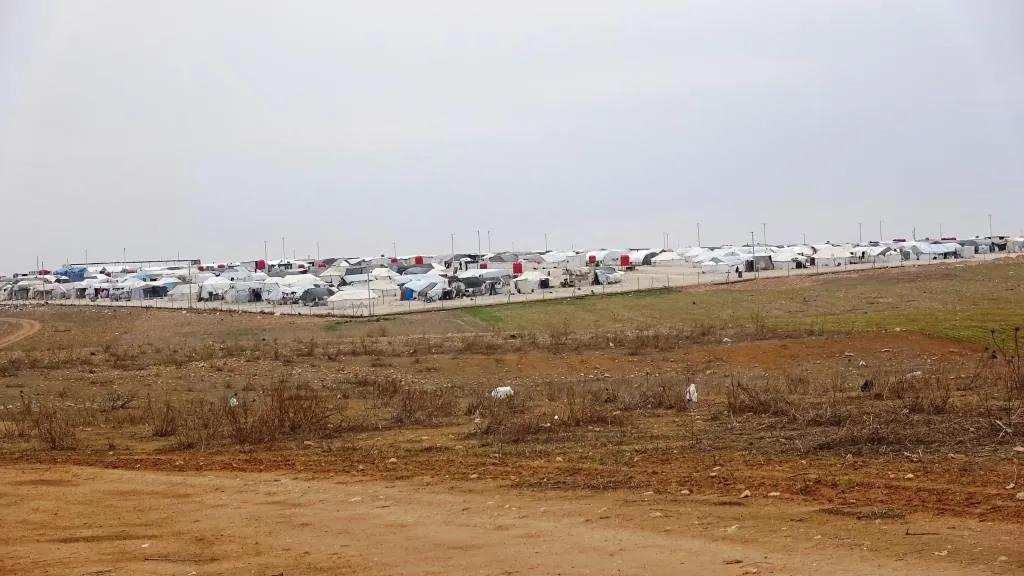 Al-Mahmudli camp s' refugees suffer from bitter cold