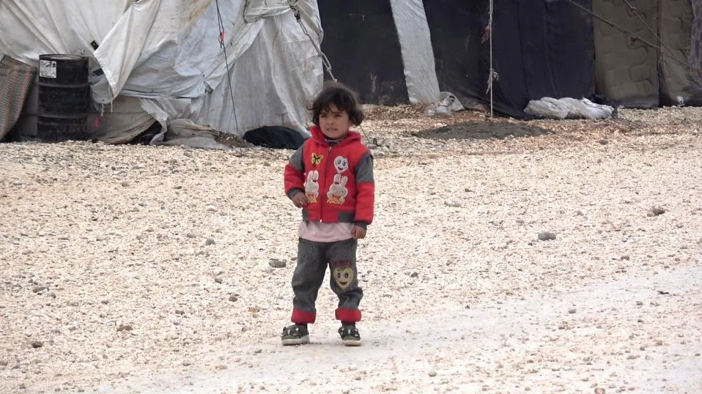Al-Mahmudli camp s' refugees suffer from bitter cold